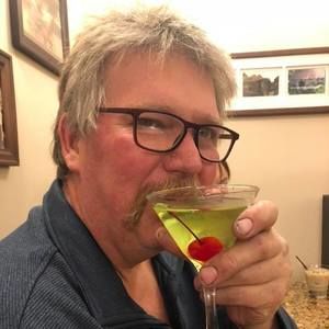 Meet your Posher, Todd